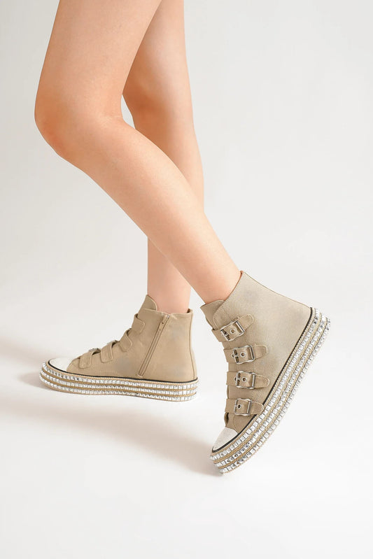 NL Studded Sneakers