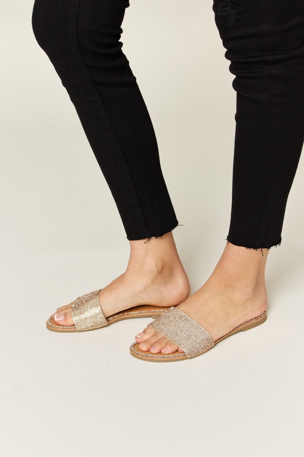 NL Rhinestone Flats