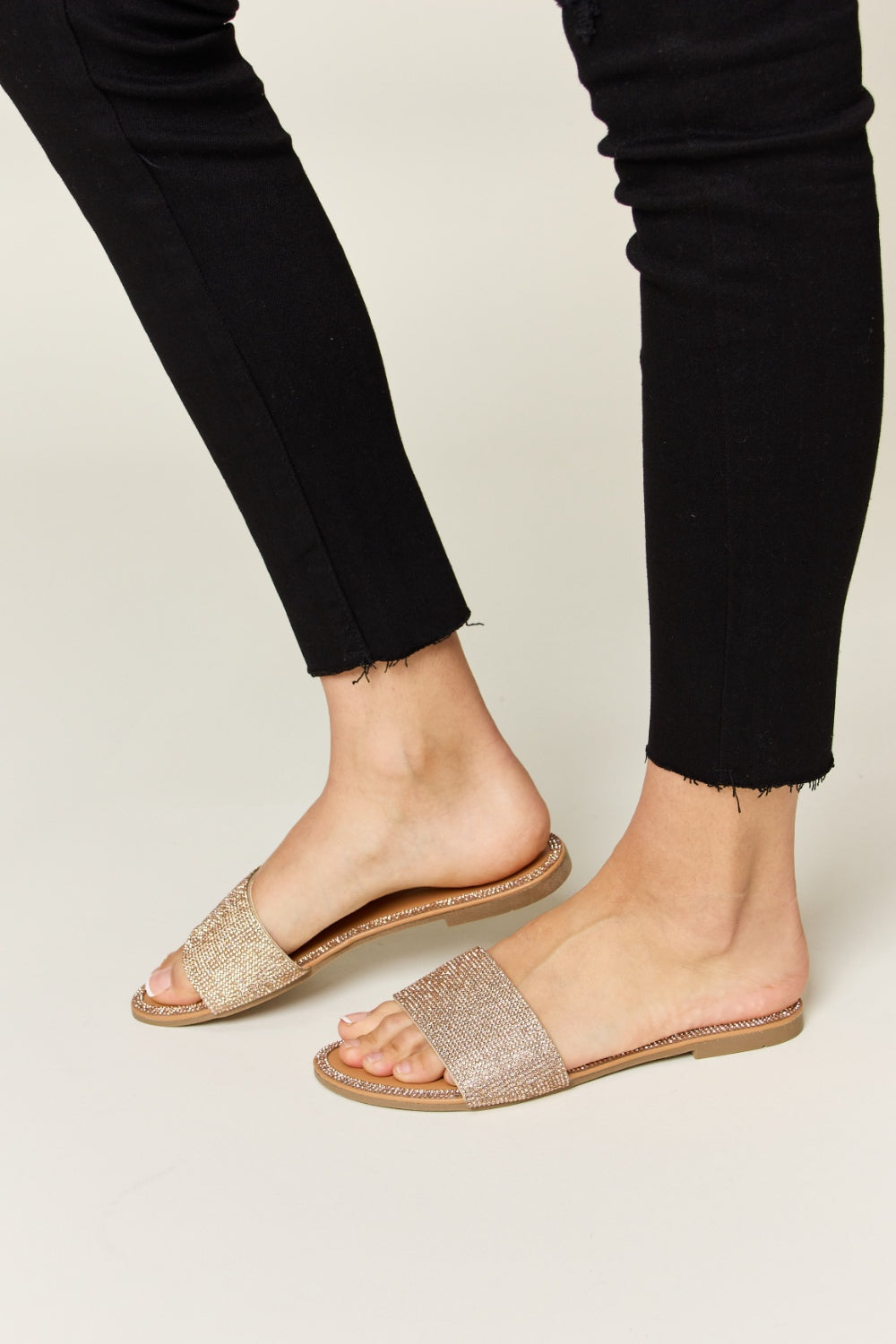 NL Rhinestone Flats